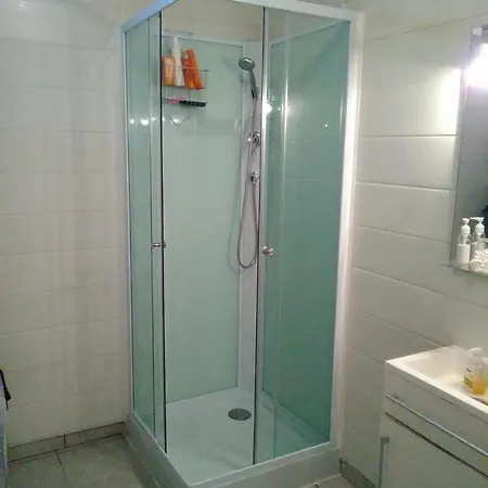 Independant - - Les Routes דירה