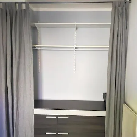 Independant - - Les Routes